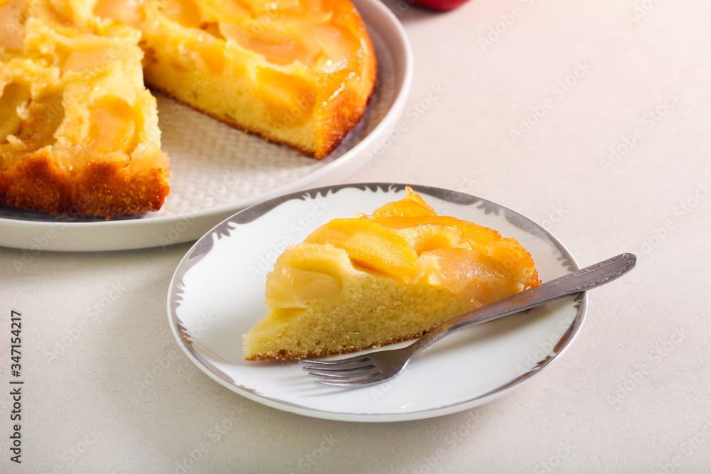 Apple upside down sponge cake Apple upside down sponge cake