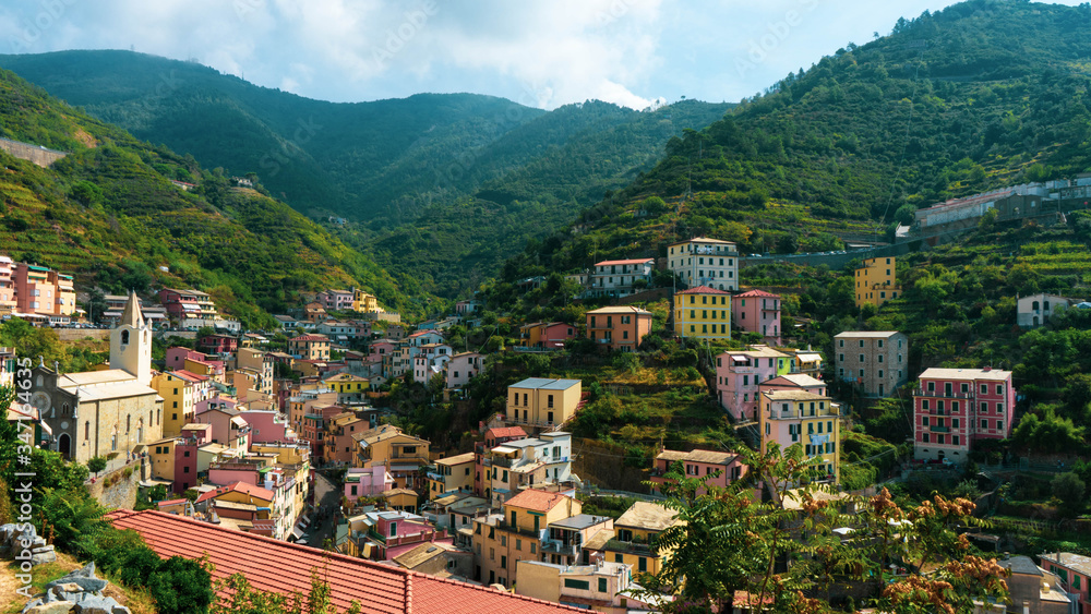 Fototapeta premium The wonderful views from the Cinque Terre, Liguria. Rio Maggiore, Monterosso al Mare, Vernazza; corniglia, Manarola are some of the most beautiful places on the Riviera. With their colorful houses.