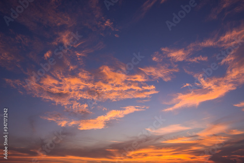 Fototapeta Naklejka Na Ścianę i Meble -  red sky at sunset