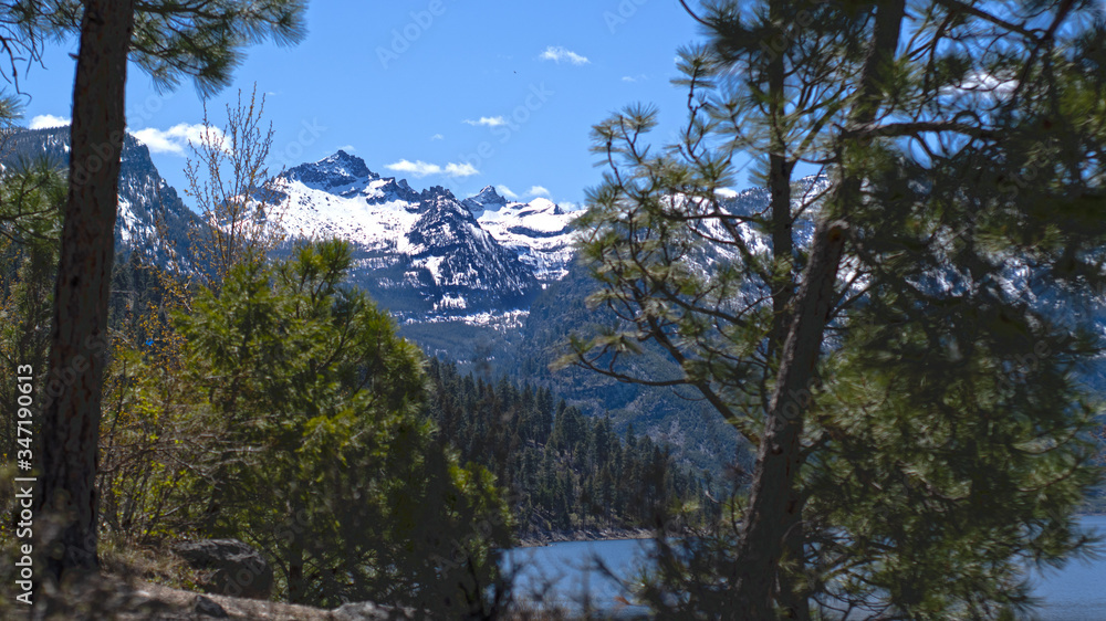 Obraz premium Lake Como peaks, Darby MT