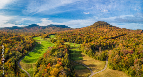 Fototapeta Naklejka Na Ścianę i Meble -  Jay Peak Resort Golf Club in Vermont in Autumn