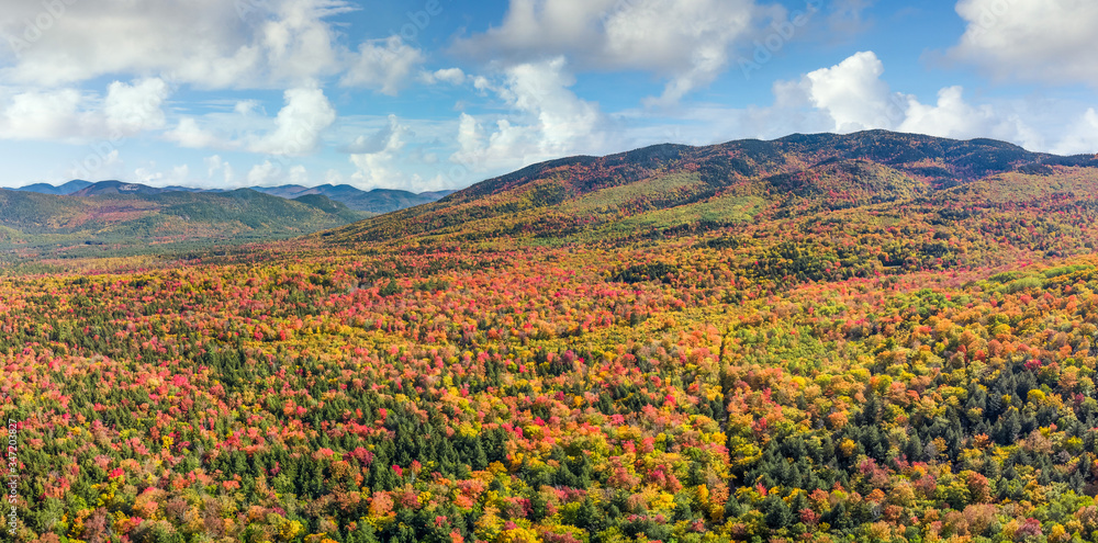 Autumn overlook on Bear Notch Road in the White Mountain national Forest - New Hampshire