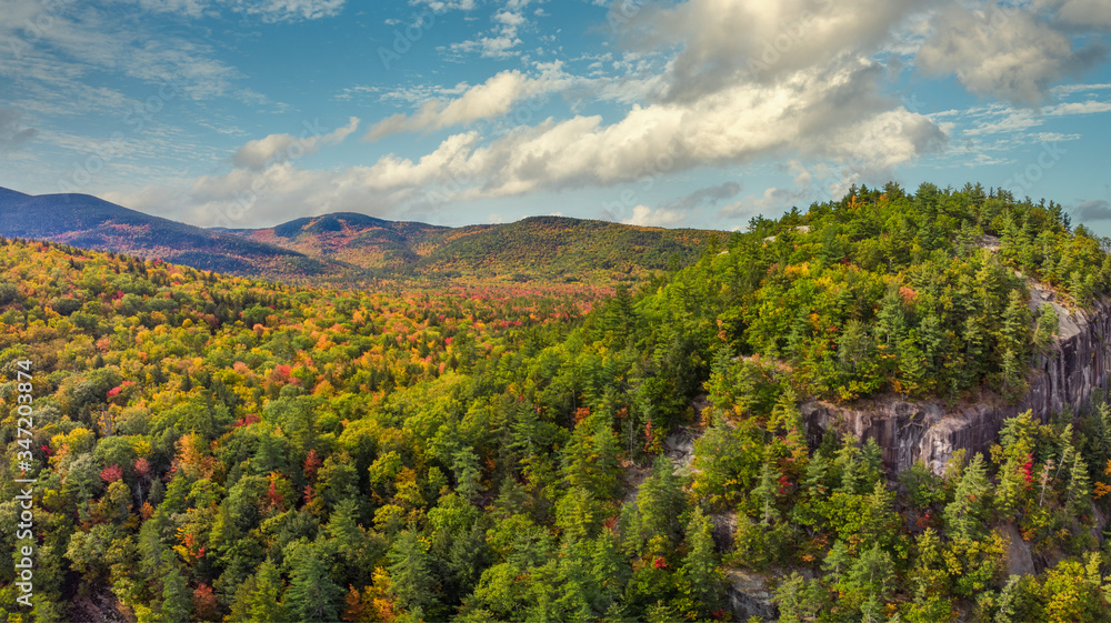 Autumn foliage at Cathedral Ledge Lookout by Crawford Notch Road in the White Mountain national Forest - Conway,  New Hampshire
