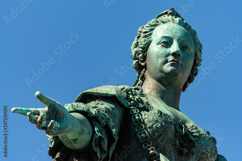 Monument of empress Maria Theresia in Vienna photo