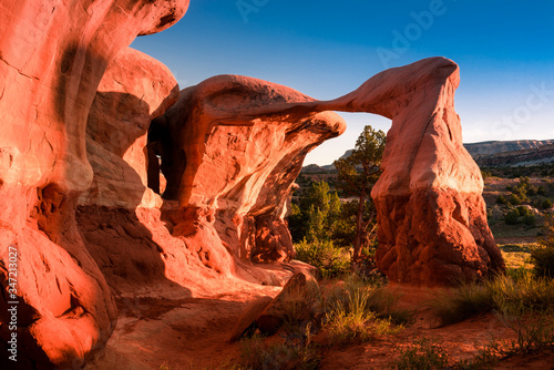 Metate arch at sunset in devil's garden