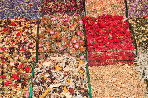 Canvas Print Spices and teas in the Egyptian market in Istanbul