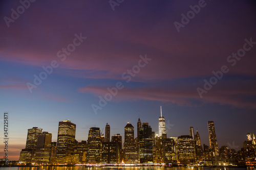 new york city skyline at night