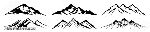 Fotografia Set mountain ridge with many peaks - vector
