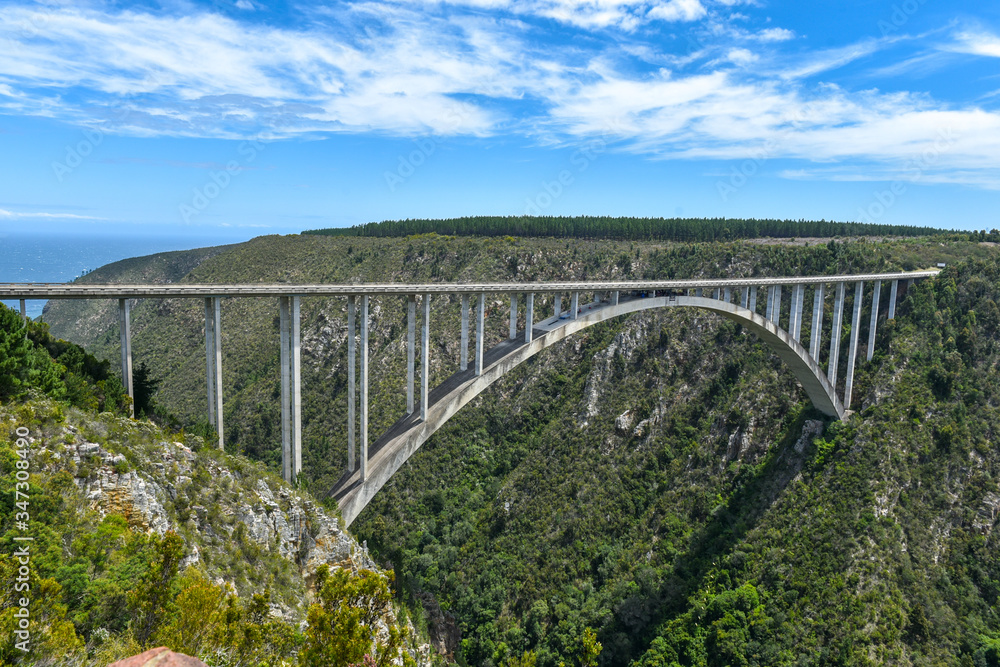 Bloukrans River Bridge, The Highest Bungee Jumping Bridge in the World, Garden Route, South Africa Bloukrans River Bridge, The Highest Bungee Jumping Bridge in the World, Garden Route, South Africa
