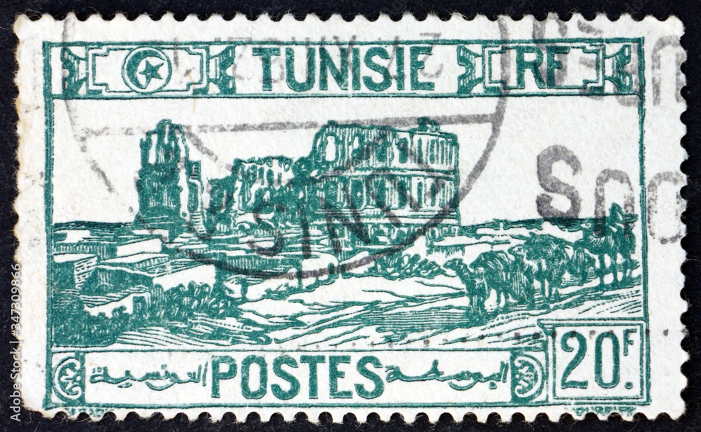 Postage stamp Tunisia 1945 Roman amphitheater, El Djem