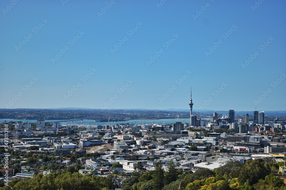 New Zealand, Auckland is a large metropolitan city in the North Island of New Zealand. This city is a multi-cultural hub of food and wine, music, art and culture. New Zealand, Auckland is a large metropolitan city in the North Island of New Zealand. This city is a multi-cultural hub of food and wine, music, art and culture.