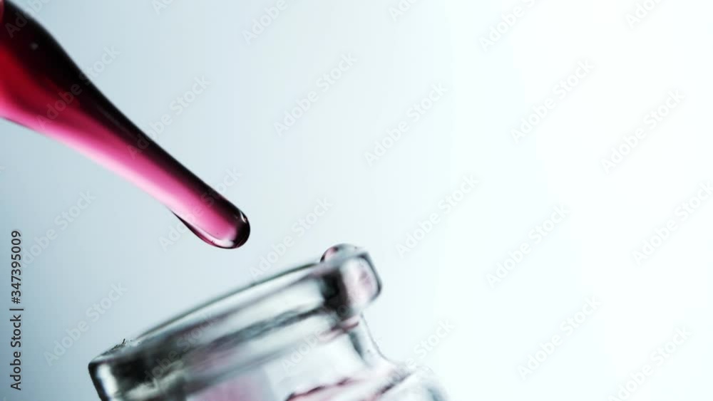 Focus on the mouth of the test tube
That is dropping blood. Focus on the mouth of the test tube
That is dropping blood.