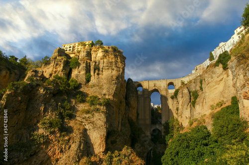 vista del puente nuevo en el tajo de Ronda, Andalucía