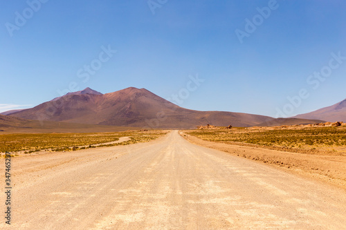 The scenic route to the lagoons of southern Bolivia