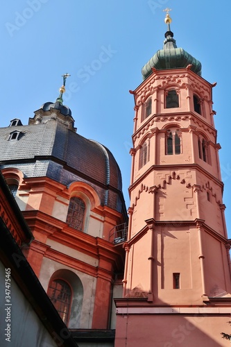 Würzburg, Neumünster, Turm und Kuppel