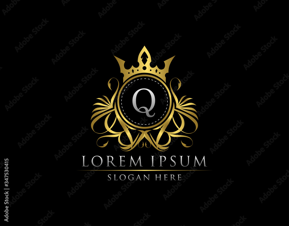 Premium Royal King Q Letter Crest Gold Logo template Premium Royal King Q Letter Crest Gold Logo template