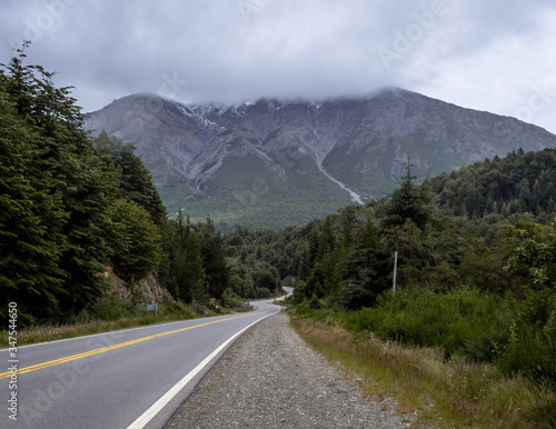  lakes and mountains travel landscape © Chinodisanzo