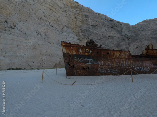 Relitto del Navagio photo