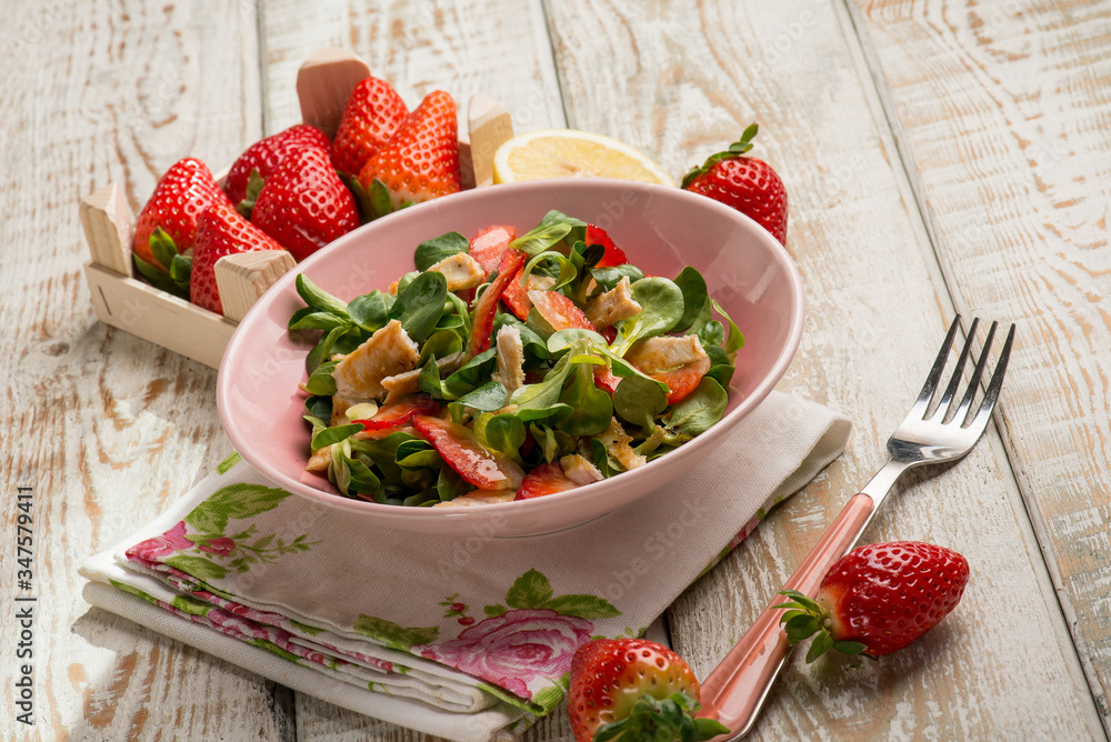 Chicken salad with strawberry and lemon Chicken salad with strawberry and lemon