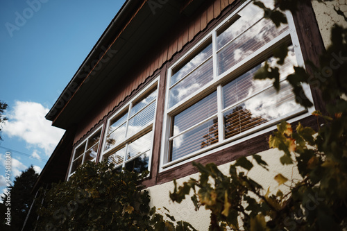 Canvas Print photo of an exterior window of a house