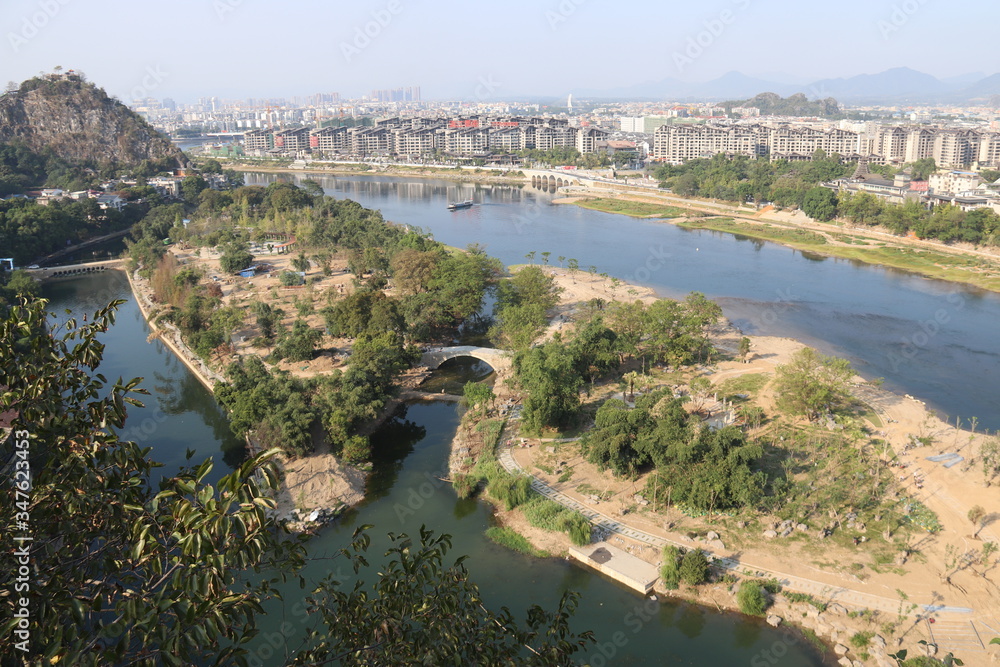 Paysage urbain et la rivière Li à Guilin, Chine