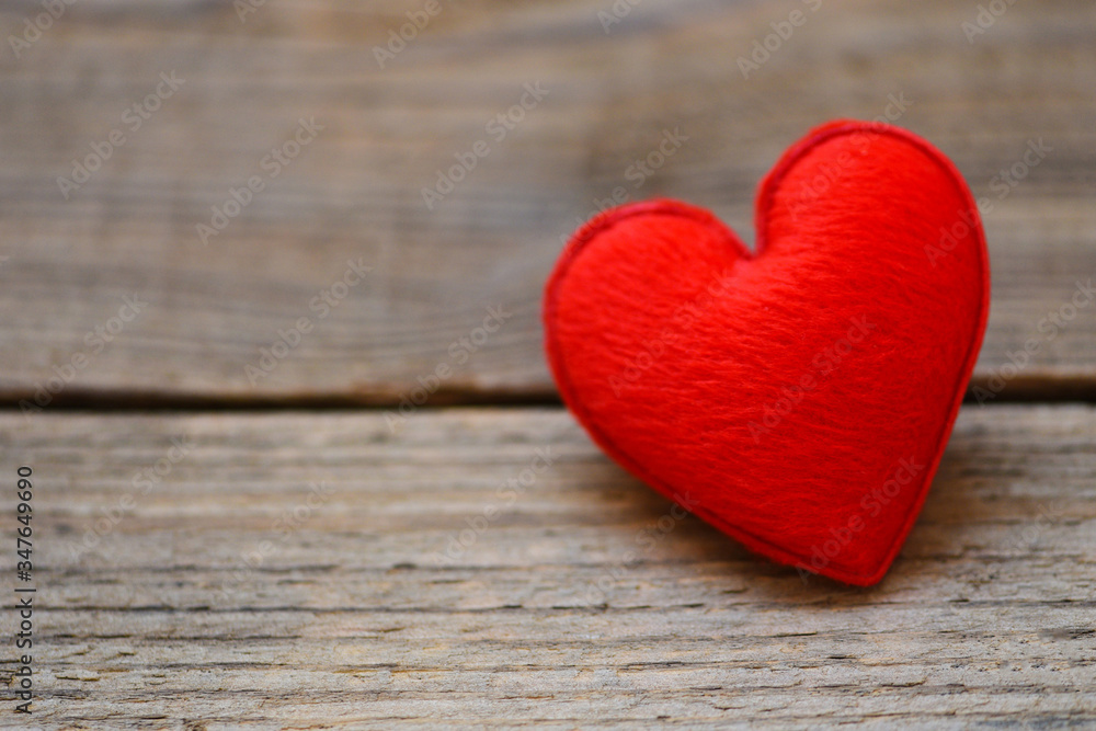health care love organ donation family insurance world health day hope gratitude covid-19 coronavirus relief heart on wood give love philanthropy donate help warmth take care valentines day health care love organ donation family insurance world health day hope gratitude covid-19 coronavirus relief heart on wood give love philanthropy donate help warmth take care valentines day