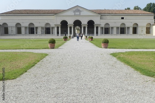 Fotografie Mantua, Italy, Palazzo Te, Complete Loggia Facade