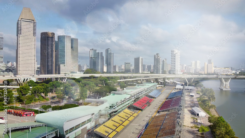 Fototapeta premium Singapore aerial skyline from city ferrys wheel