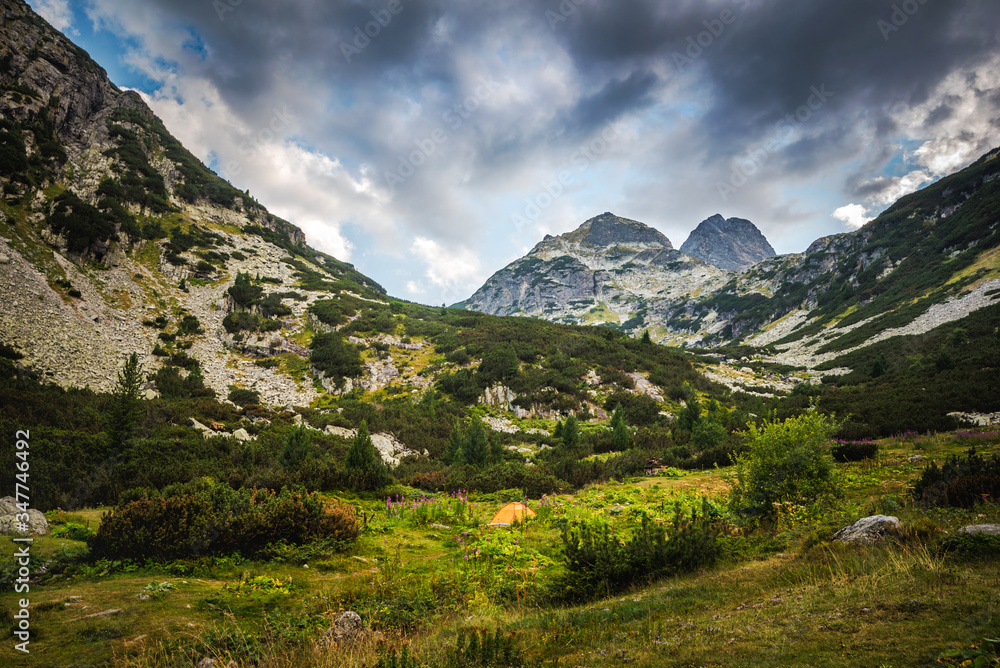 Obraz premium Beautiful summer mountain scenery. Rila mountain , Bulgaria. Maliovitza peak. 