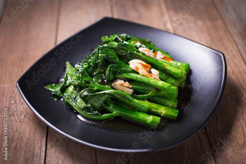 Kale fried in oyster sauce