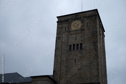 Billede på lærred Low Angle View Of Clock Tower Against Sky