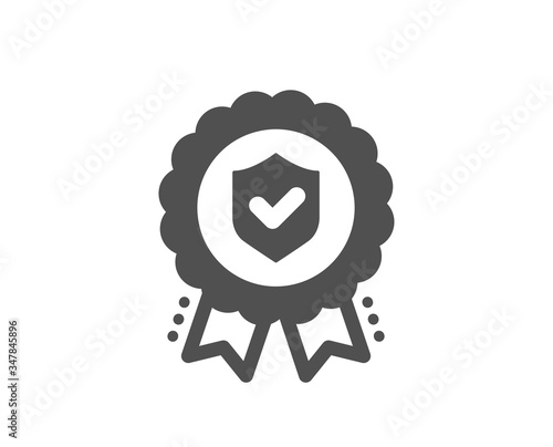 Insurance medal icon. Certified risk coverage sign. Confirmed protection symbol. Classic flat style. Quality design element. Simple insurance medal icon. Vector