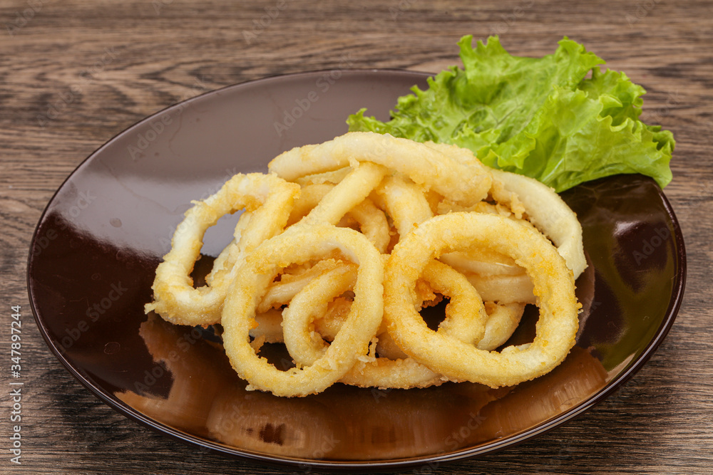 Roasted squid rings with salad Roasted squid rings with salad