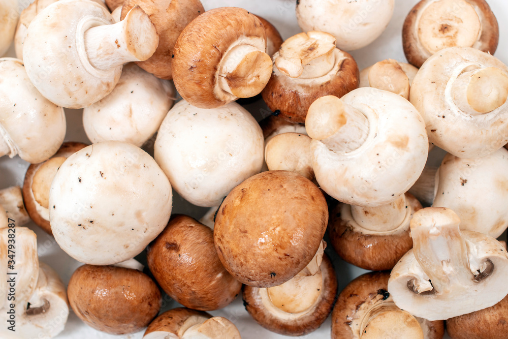 white and brown mushrooms