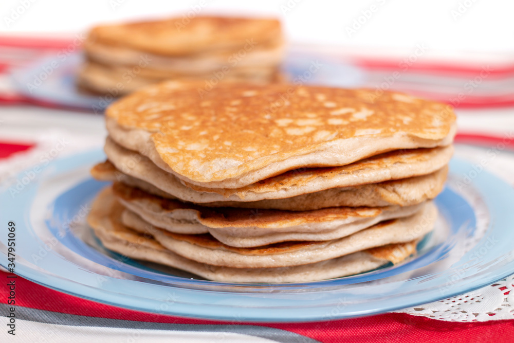 simple american style fluffy pancakes simple american style fluffy pancakes