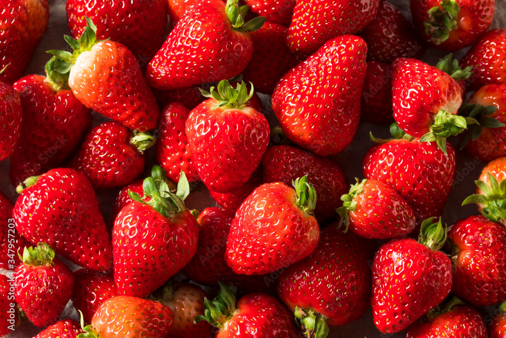 Raw Red Organic Strawberries Raw Red Organic Strawberries