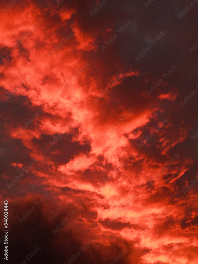 Obraz premium Atardecer en rojo.