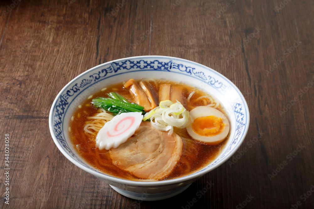 醤油ラーメン 醤油ラーメン