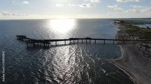 Wallpaper Mural Die Seebrücke an der Ostsee in Heiligenhafen Torontodigital.ca