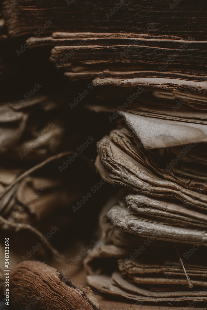 Fototapeta premium shabby old books on the table