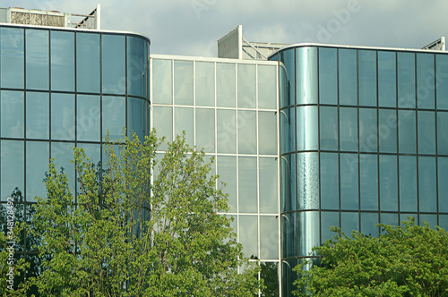 Fotografie Modern Glass Office Building