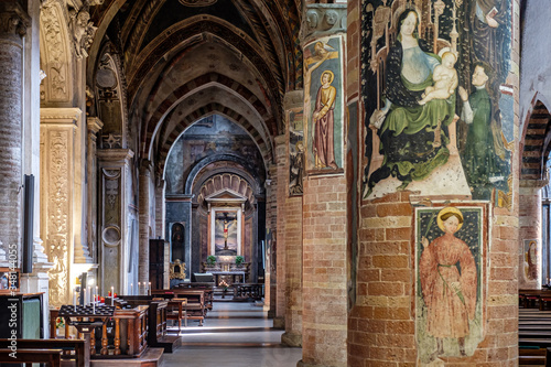 Lodi, interno chiesa San Francesco photo