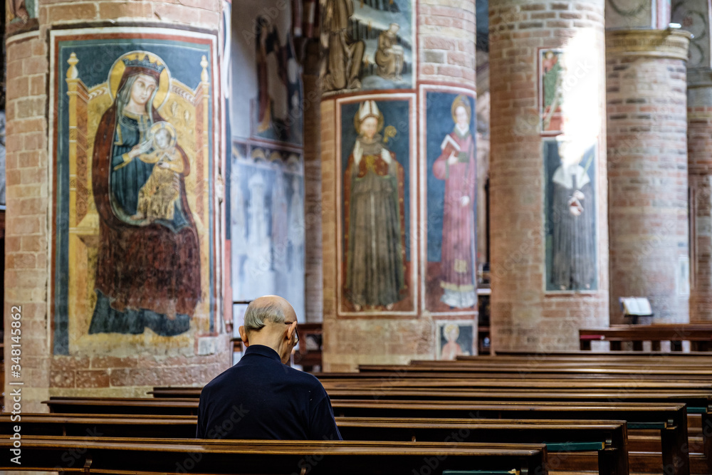 Lodi, interno chiesa San Francesco Lodi, interno chiesa San Francesco