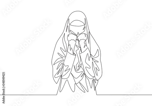 Single continuous line drawing of young attractive middle east muslimah wearing burqa with head scarf. Traditional beauty muslim woman niqab with hijab concept one line draw design vector illustration