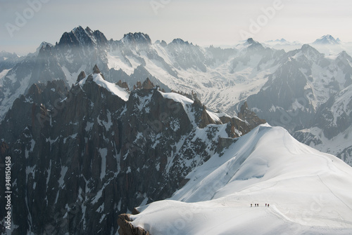 Vista de Los Alpes franceses desde la Aiguille du Midi, situada en el Macizo del Mont Blanc. photo