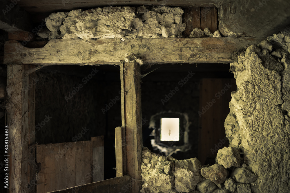 Lost Places: Verfallender Bergbauernhof Lost Places: Verfallender Bergbauernhof
