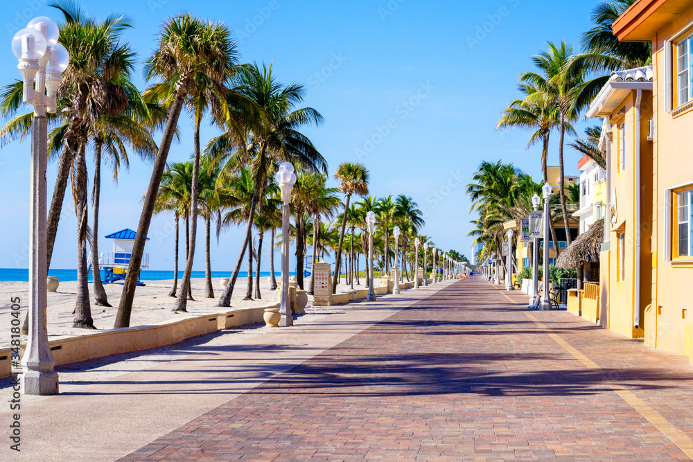 View of Hollywood Beach Broadwalk.Empty Beach.during COVID-19 .Lockdown, all Florida Beaches are closed to slow spread of the Corona Virus.Hollywood Beach Broadwalk..Hollywood, Broward,Florida,USA.. View of Hollywood Beach Broadwalk.Empty Beach.during COVID-19 .Lockdown, all Florida Beaches are closed to slow spread of the Corona Virus.Hollywood Beach Broadwalk..Hollywood, Broward,Florida,USA..