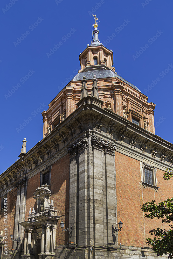 Fototapeta premium Church of San Andres (Iglesia de San Andres), located in the central La Latina district, it's one of the oldest churches in Madrid. Spain.