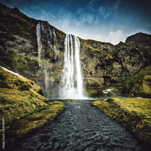Seljalandsfoss waterfall © Af8images