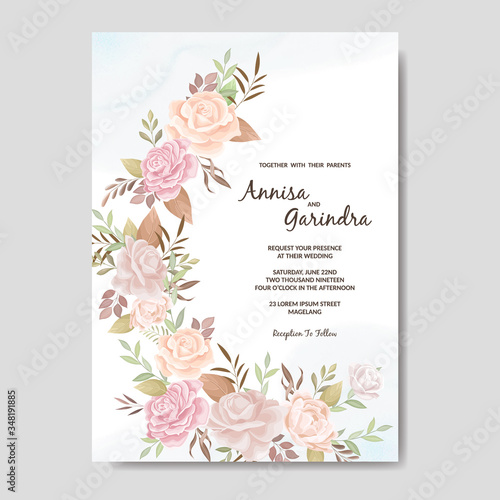 Elegant wedding invitation cards template with pink and blush roses  design Premium Vector